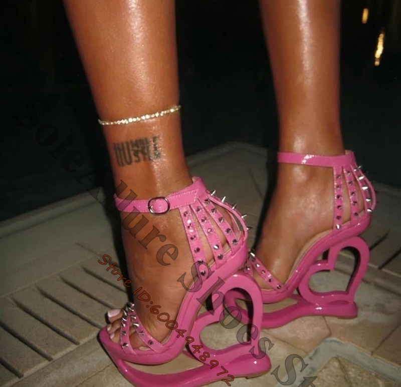 Hot Pink Spike Stud Caged Hear – Casual Sandal Leather recenzja i cena